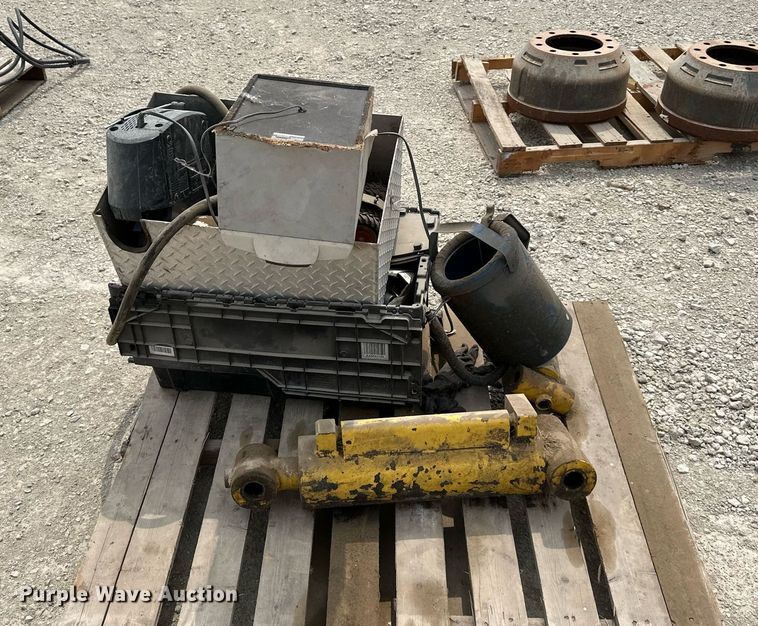 image for item DS2303 Tools