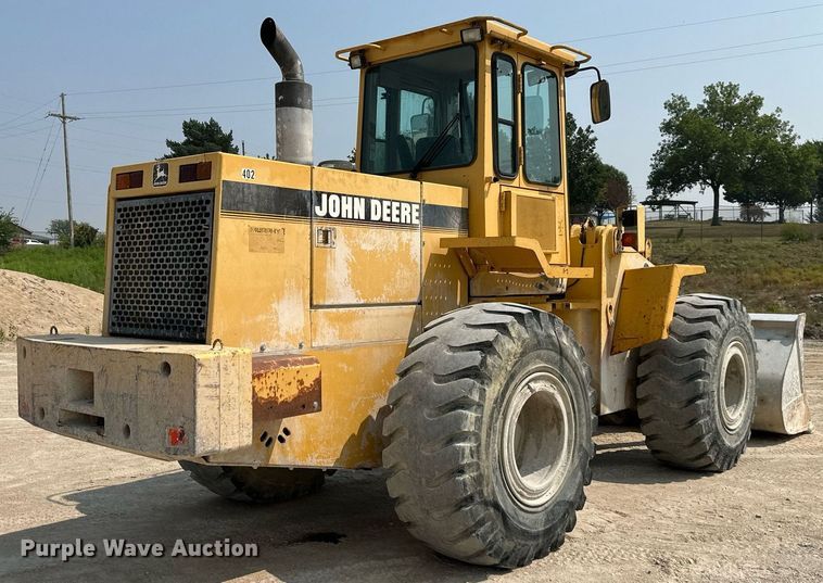 image for item DS2304 1993 John Deere 644G  wheel loader