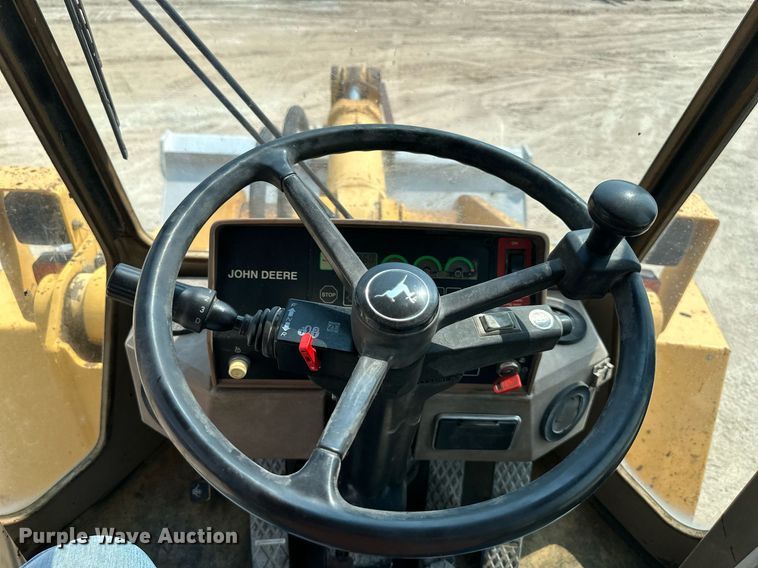 image for item DS2304 1993 John Deere 644G  wheel loader