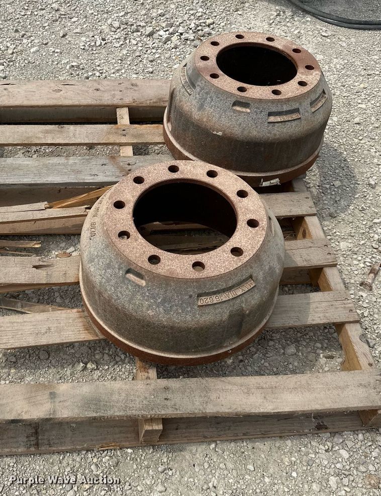 image for item DS2305 Truck parts