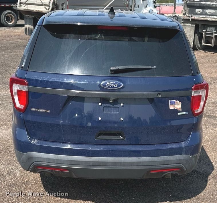image for item DS2329 2016 Ford Explorer Police Interceptor  SUV