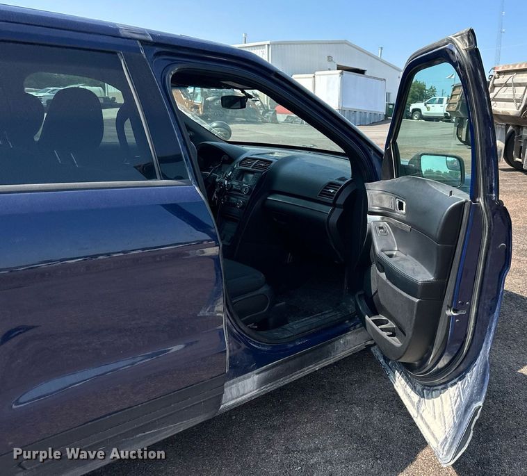 image for item DS2329 2016 Ford Explorer Police Interceptor  SUV