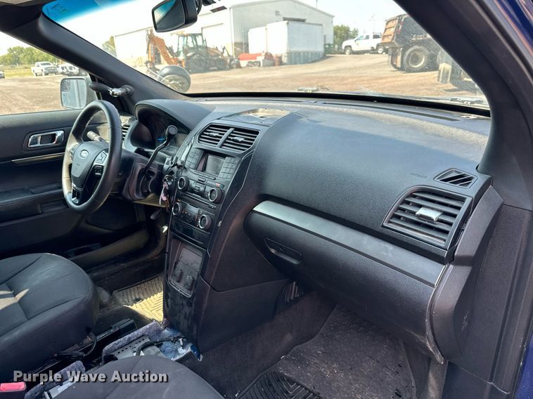 image for item DS2329 2016 Ford Explorer Police Interceptor  SUV