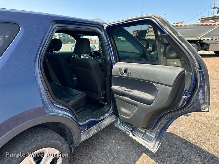 image for item DS2329 2016 Ford Explorer Police Interceptor  SUV