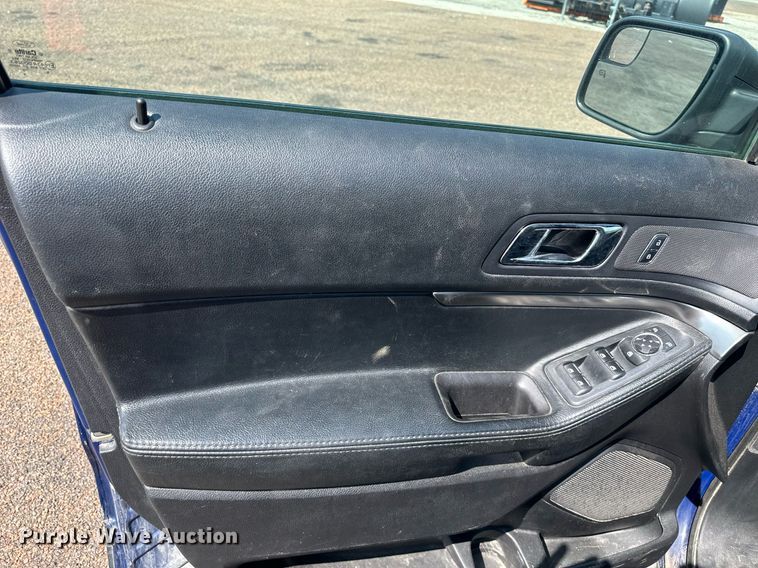 image for item DS2330 2016 Ford Explorer Police Interceptor  SUV