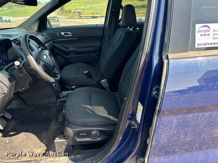 image for item DS2330 2016 Ford Explorer Police Interceptor  SUV