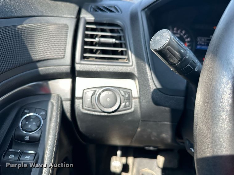 image for item DS2330 2016 Ford Explorer Police Interceptor  SUV