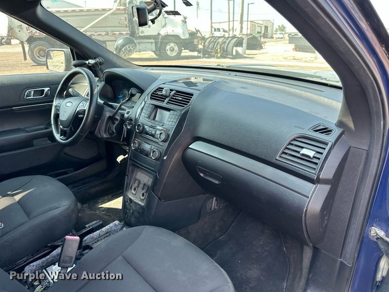 image for item DS2330 2016 Ford Explorer Police Interceptor  SUV