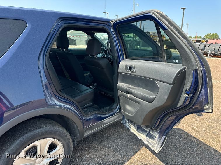 image for item DS2330 2016 Ford Explorer Police Interceptor  SUV