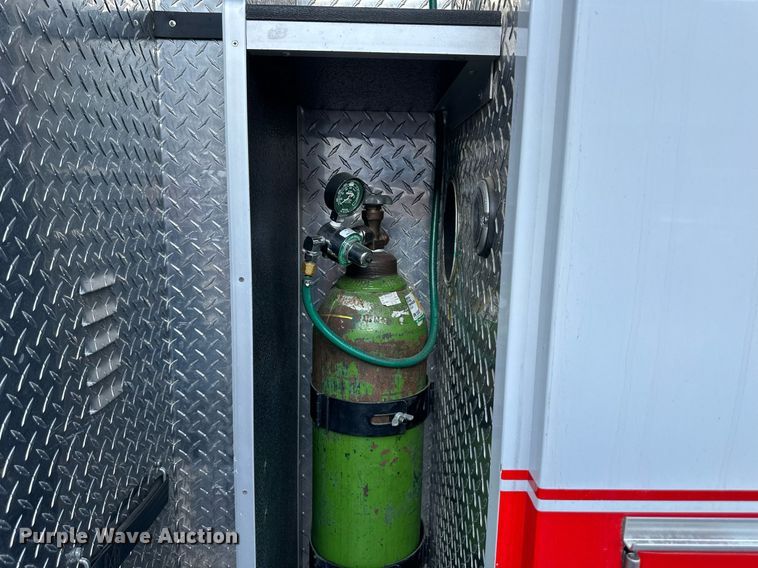 image for item DS2368 2013 Ford E450  ambulance