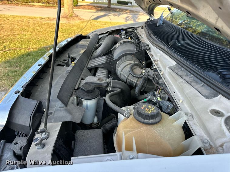 image for item DS2368 2013 Ford E450  ambulance