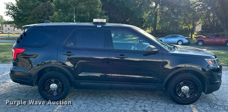 image for item DS2370 2019 Ford Explorer  Police Interceptor SUV