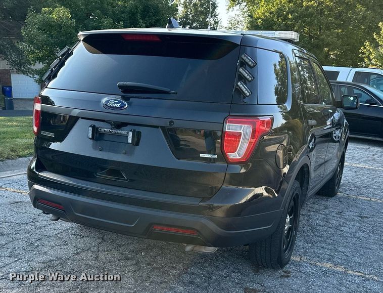 image for item DS2370 2019 Ford Explorer  Police Interceptor SUV