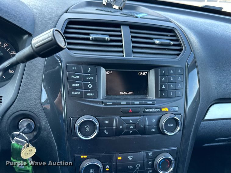 image for item DS2370 2019 Ford Explorer  Police Interceptor SUV