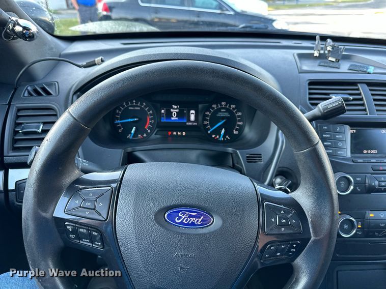 image for item DS2370 2019 Ford Explorer  Police Interceptor SUV