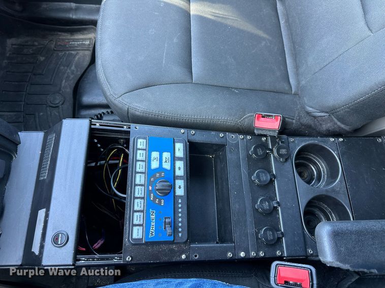 image for item DS2370 2019 Ford Explorer  Police Interceptor SUV