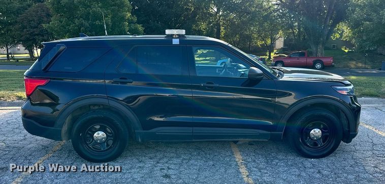 image for item DS2371 2020 Ford Explorer  Police Interceptor SUV