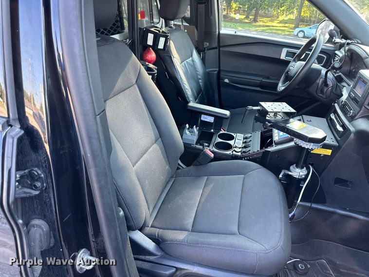 image for item DS2371 2020 Ford Explorer  Police Interceptor SUV