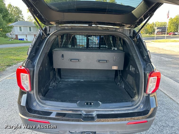 image for item DS2371 2020 Ford Explorer  Police Interceptor SUV