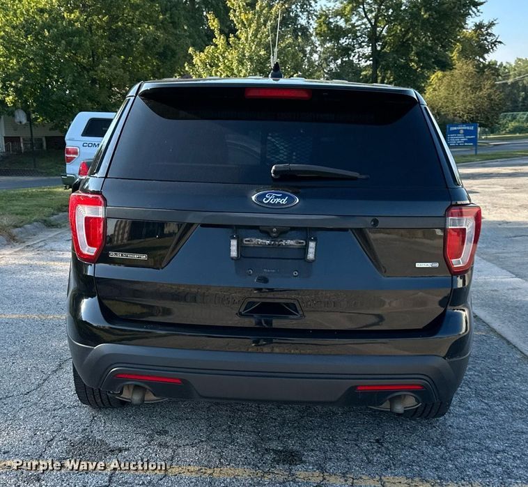 image for item DS2372 2017 Ford Explorer  Police Interceptor SUV