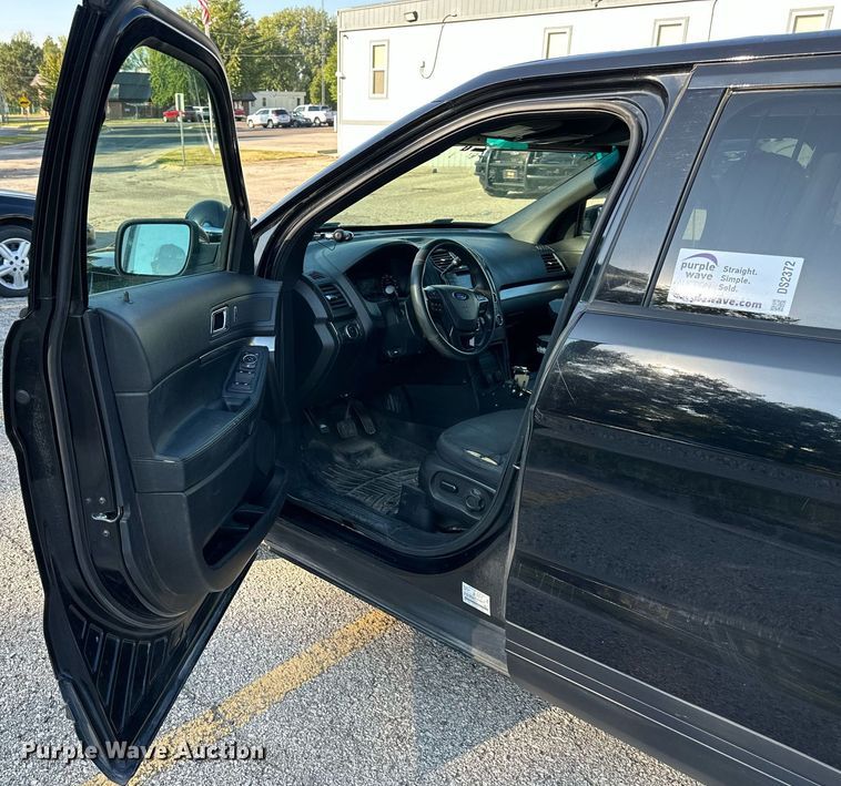 image for item DS2372 2017 Ford Explorer  Police Interceptor SUV