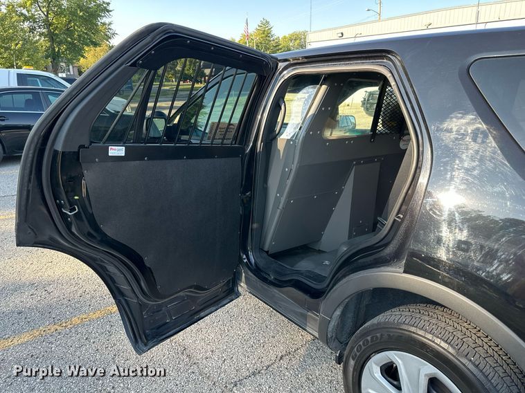 image for item DS2372 2017 Ford Explorer  Police Interceptor SUV