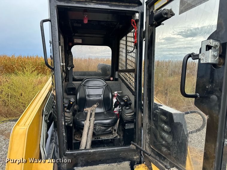 image for item DV1028 2009 ASV Posi-Track PT-100 Forestry  tracked skid steer loader