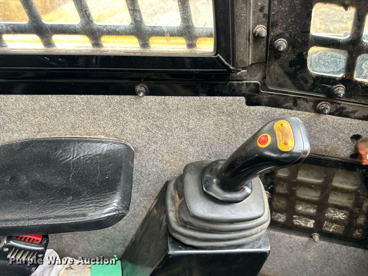 image for item DV1028 2009 ASV Posi-Track PT-100 Forestry  tracked skid steer loader