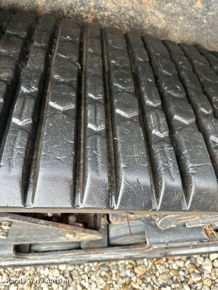 image for item DV1028 2009 ASV Posi-Track PT-100 Forestry  tracked skid steer loader