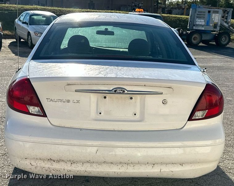 image for item DV1032 2003 Ford Taurus LX