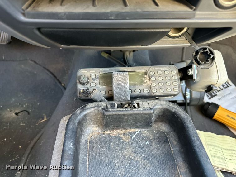 image for item DV1032 2003 Ford Taurus LX