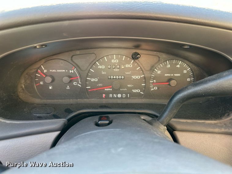 image for item DV1032 2003 Ford Taurus LX