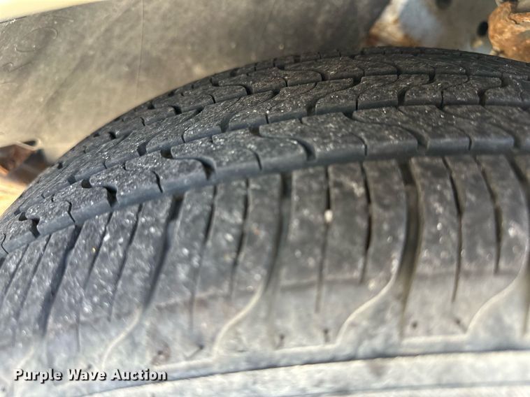 image for item DV1032 2003 Ford Taurus LX