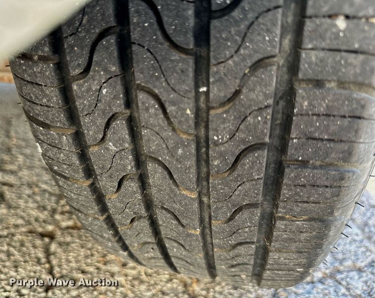 image for item DV1032 2003 Ford Taurus LX