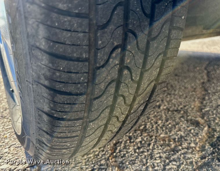 image for item DV1032 2003 Ford Taurus LX