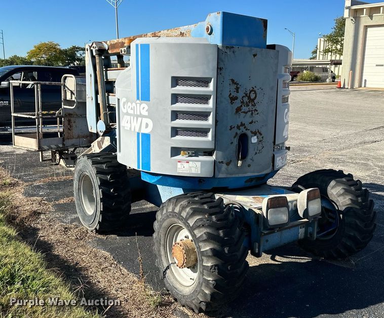image for item DV1036 1992 Genie Z-45/22  boom lift