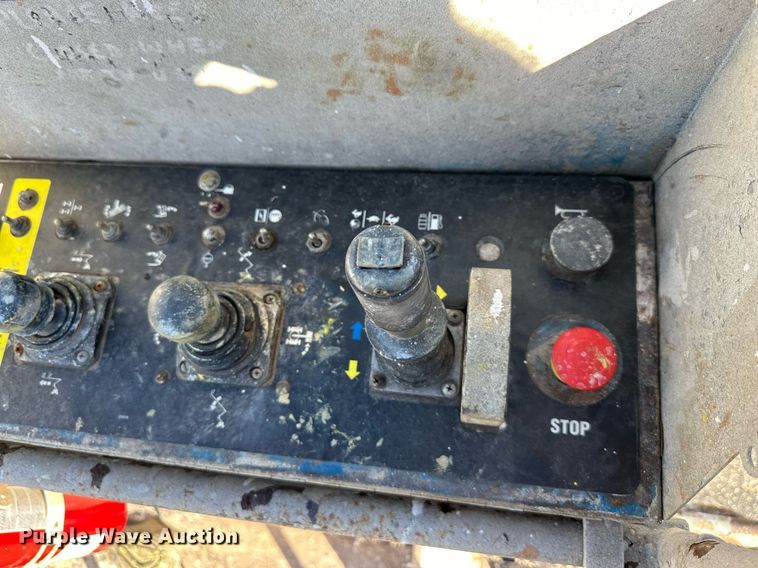 image for item DV1036 1992 Genie Z-45/22  boom lift