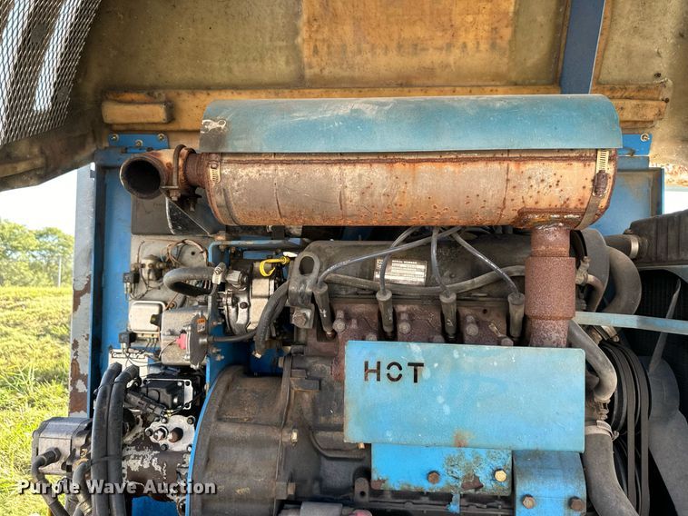 image for item DV1036 1992 Genie Z-45/22  boom lift