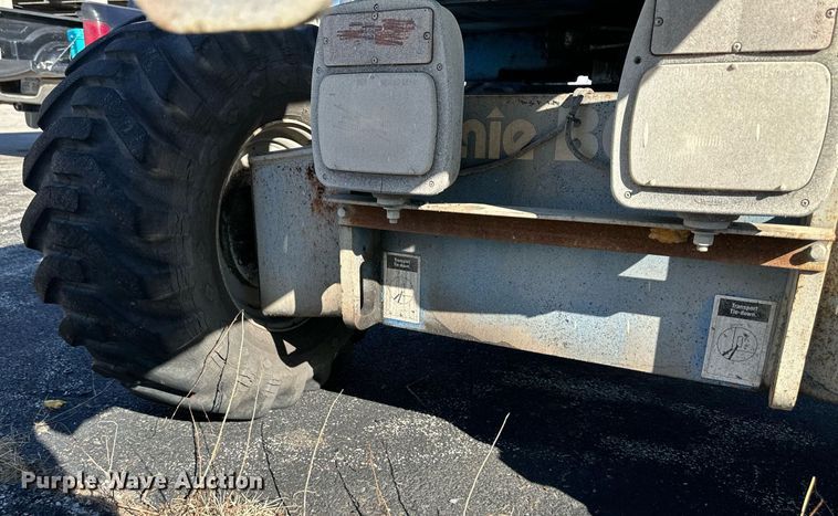 image for item DV1036 1992 Genie Z-45/22  boom lift