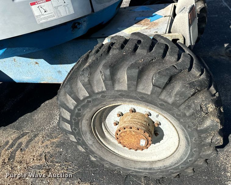 image for item DV1036 1992 Genie Z-45/22  boom lift