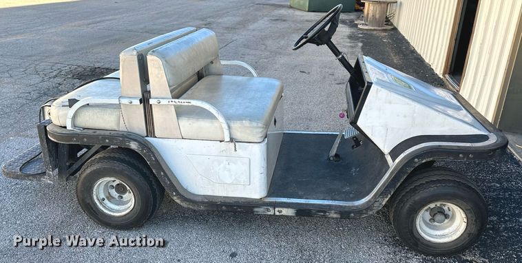 image for item DV1037 Davis 500  golf cart