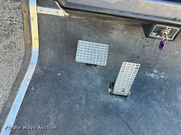 image for item DV1037 Davis 500  golf cart