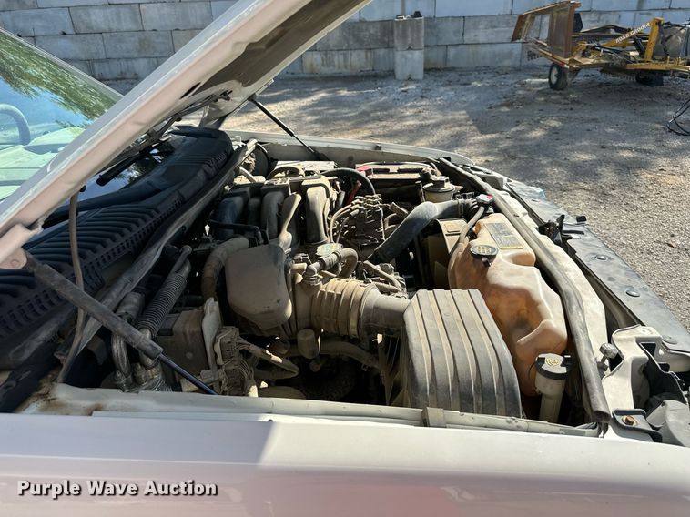 image for item DV1042 2010 Ford Explorer