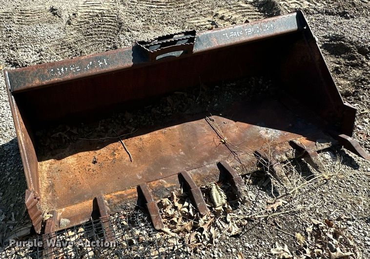 image for item DV1044 Takeuchi  76" W skid steer bucket