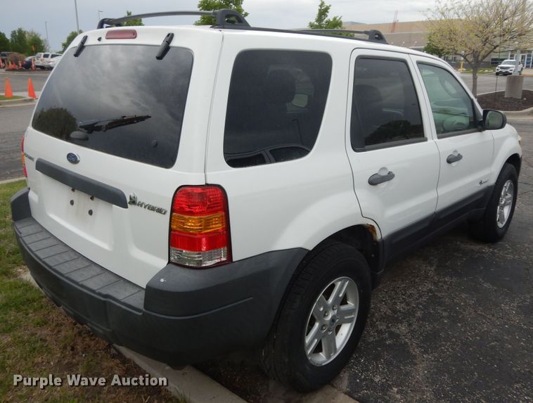 image for item IB9856 2006 Ford Escape  SUV