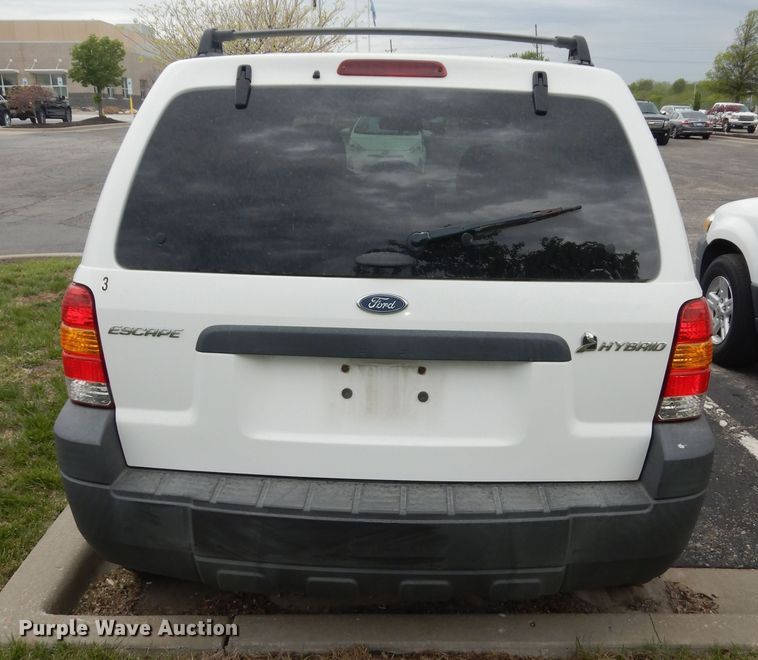 image for item IB9856 2006 Ford Escape  SUV