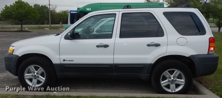 image for item IB9856 2006 Ford Escape  SUV
