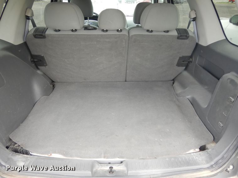 image for item IB9856 2006 Ford Escape  SUV