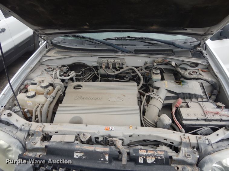 image for item IB9856 2006 Ford Escape  SUV