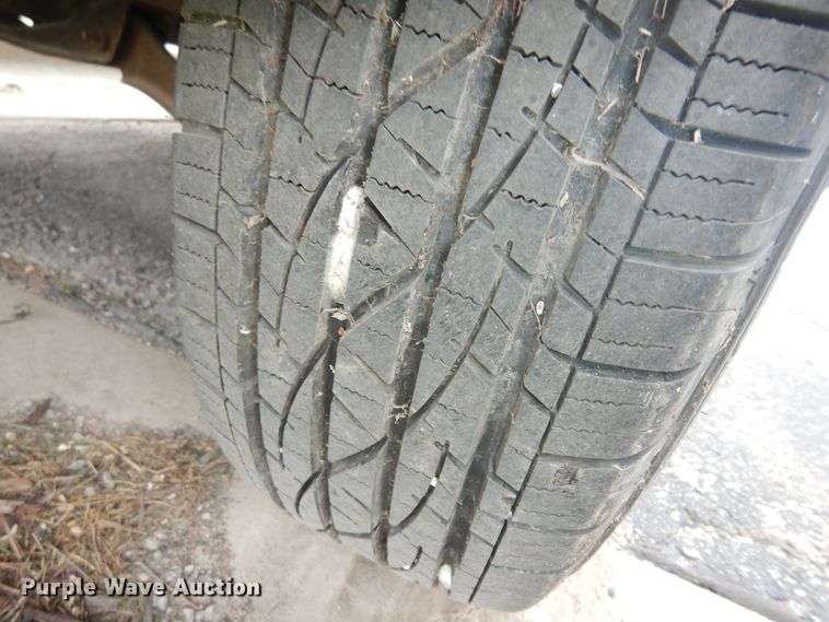 image for item IB9856 2006 Ford Escape  SUV